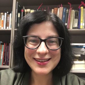 Meet your Posher, Elizabeth